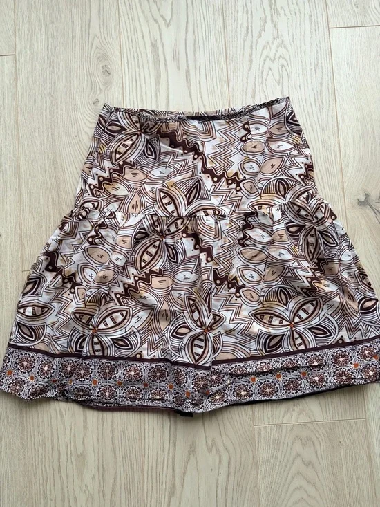3/$20 A.K.A. Low Rise Boho Knee Length Skirt Brown Patterned Size Small - Picture 4 of 4